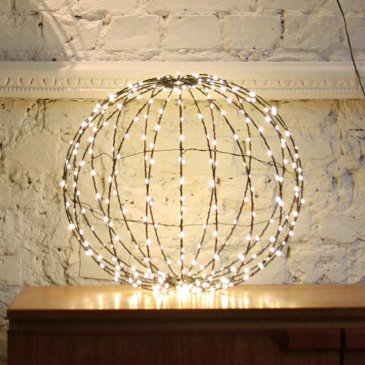 Outdoor 300 LED Illuminated Dual Function Decorative Spheres - Image 7