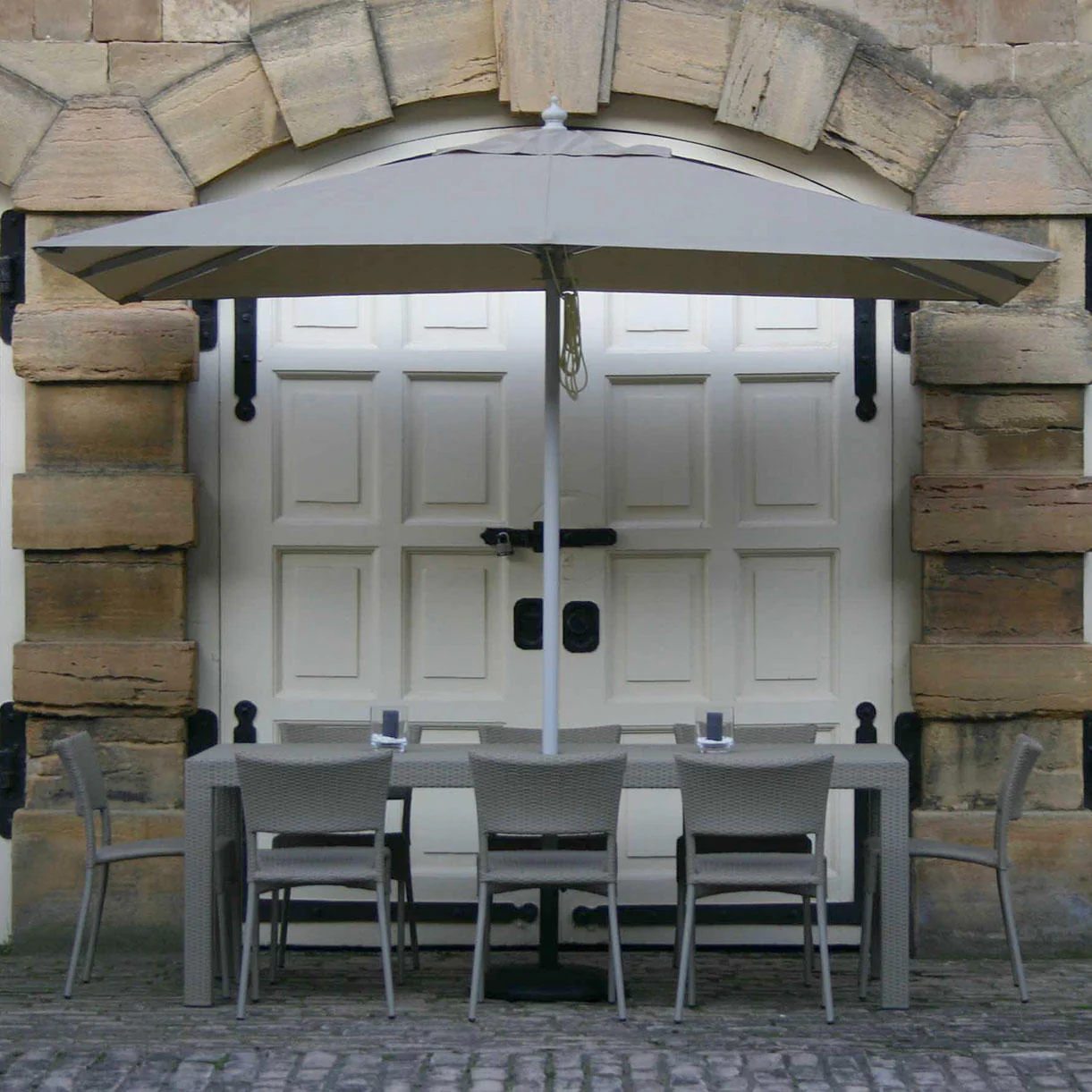 Partner Dining Table - Image 3