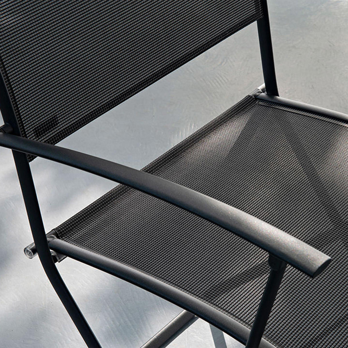 Plein Air Folding Armchair - Image 2