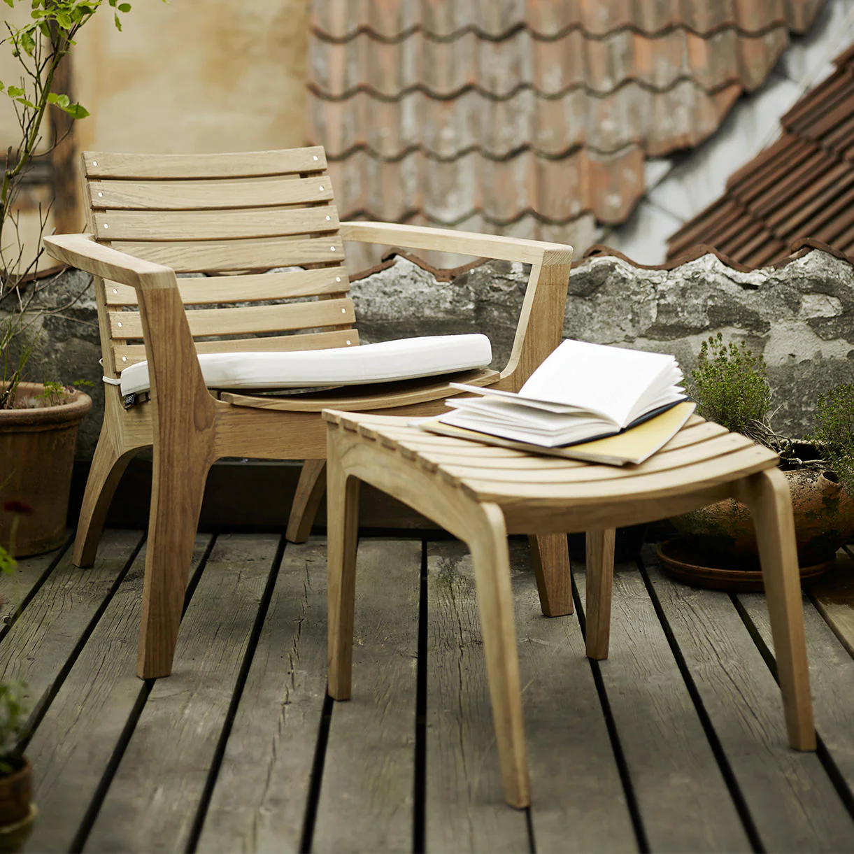 Regatta Footstool - Image 2