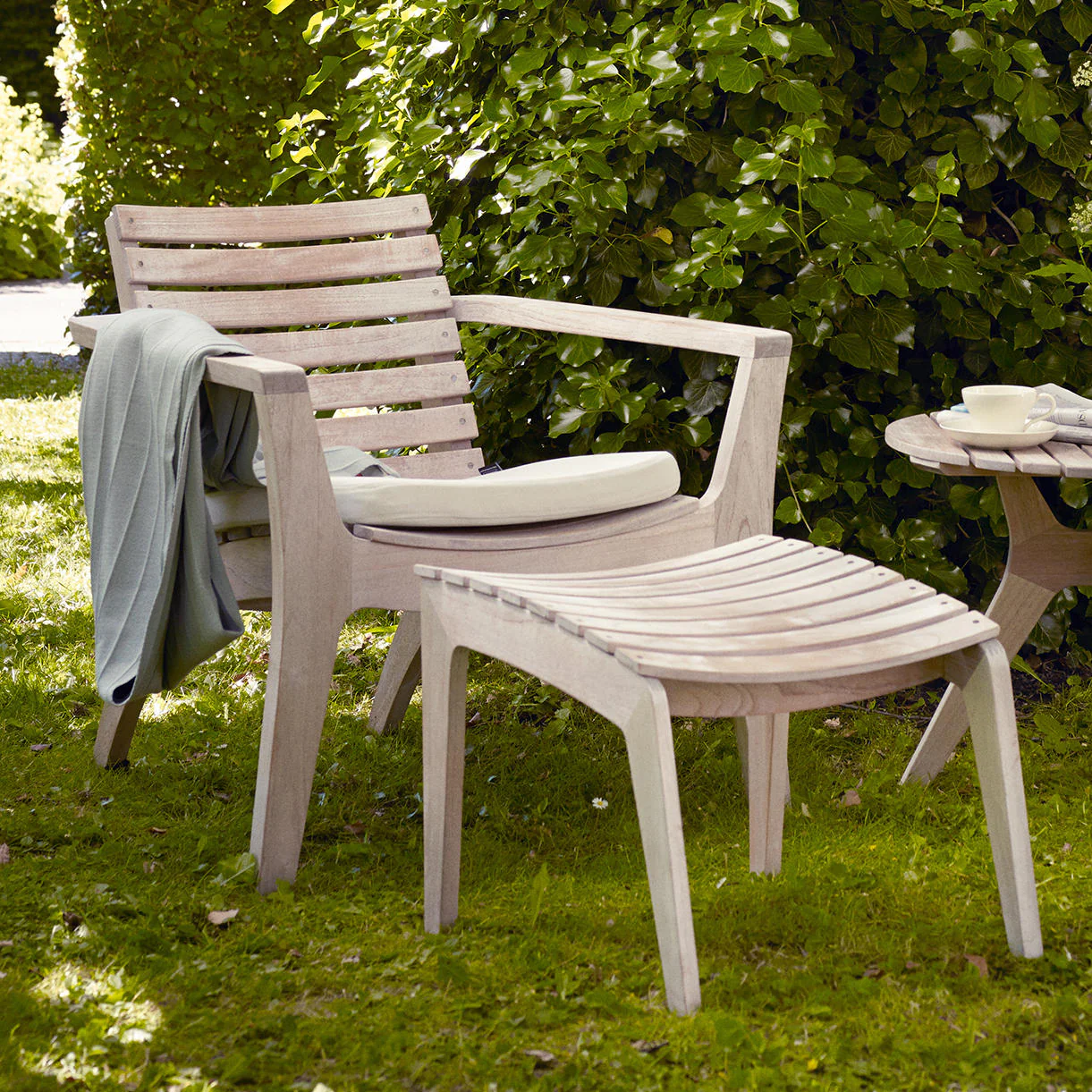 Regatta Footstool - Image 4