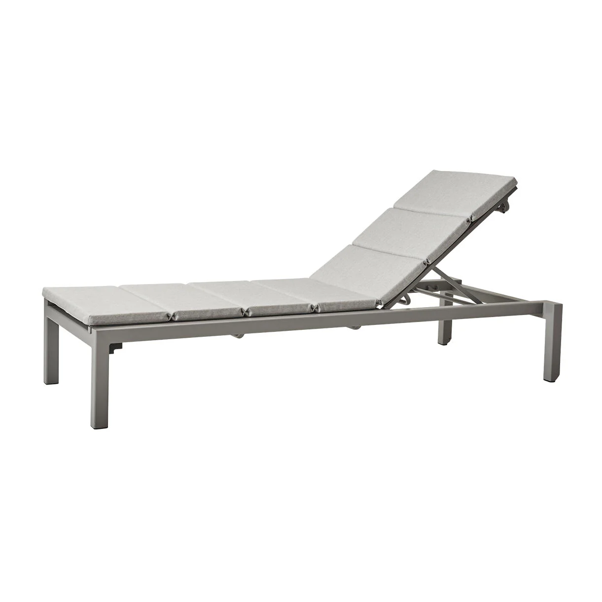Relax Sunlounger - Image 11