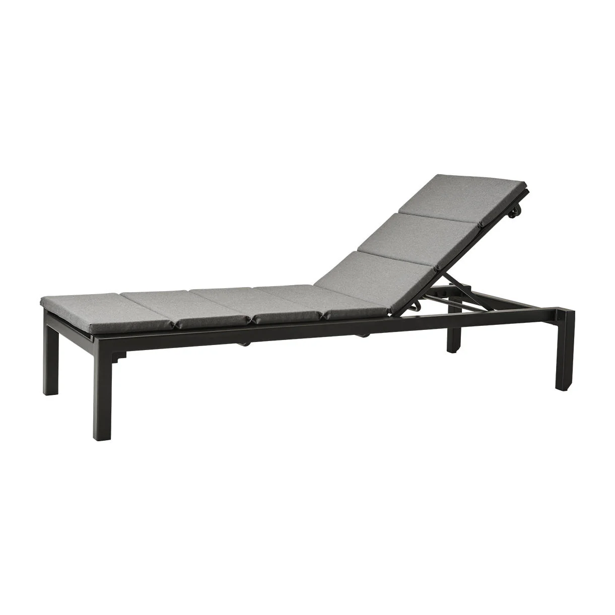 Relax Sunlounger - Image 8