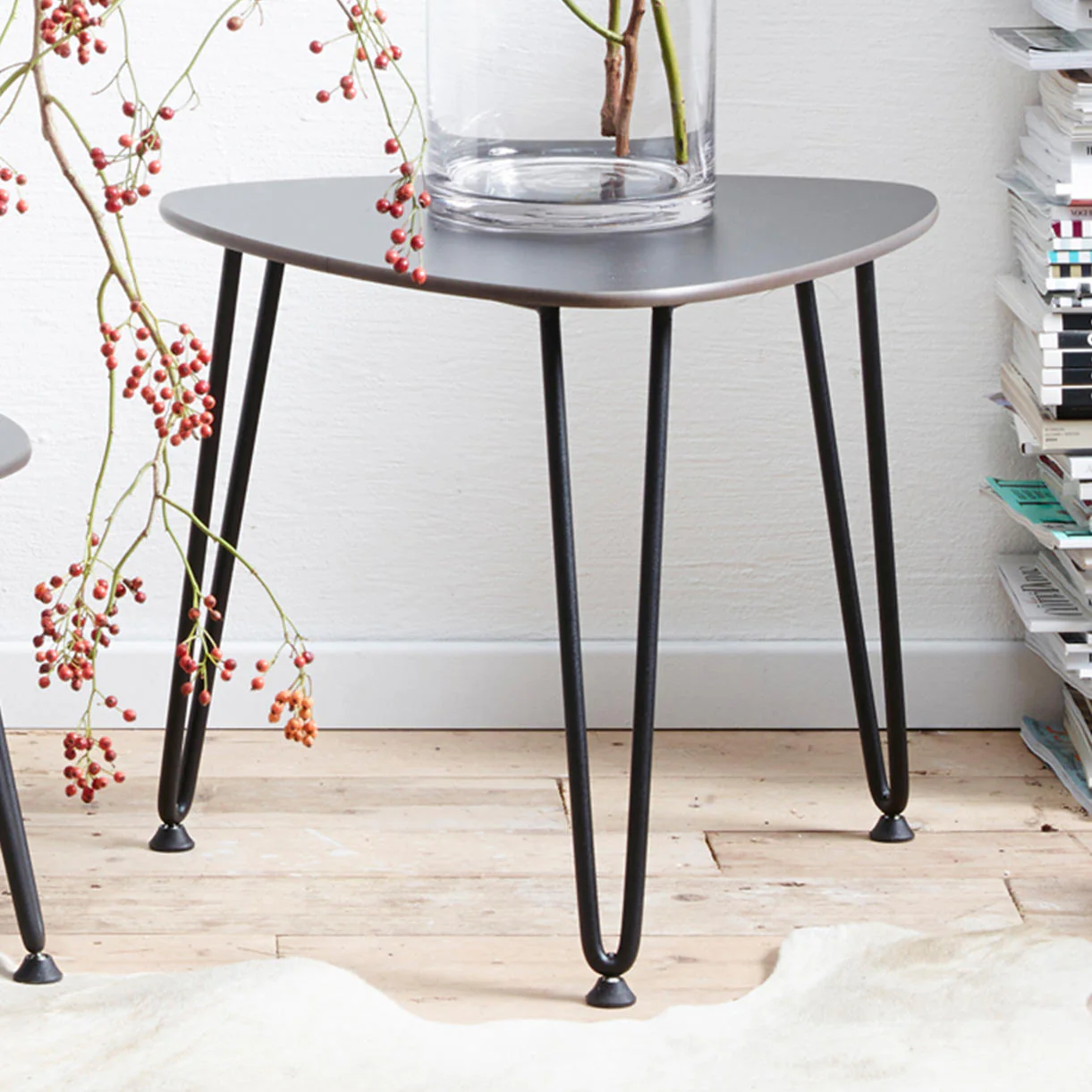 Rozy Side Table - Image 3