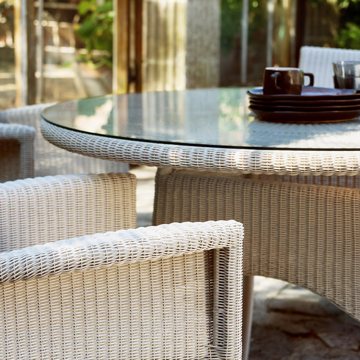 Safi Dining Table - Image 3