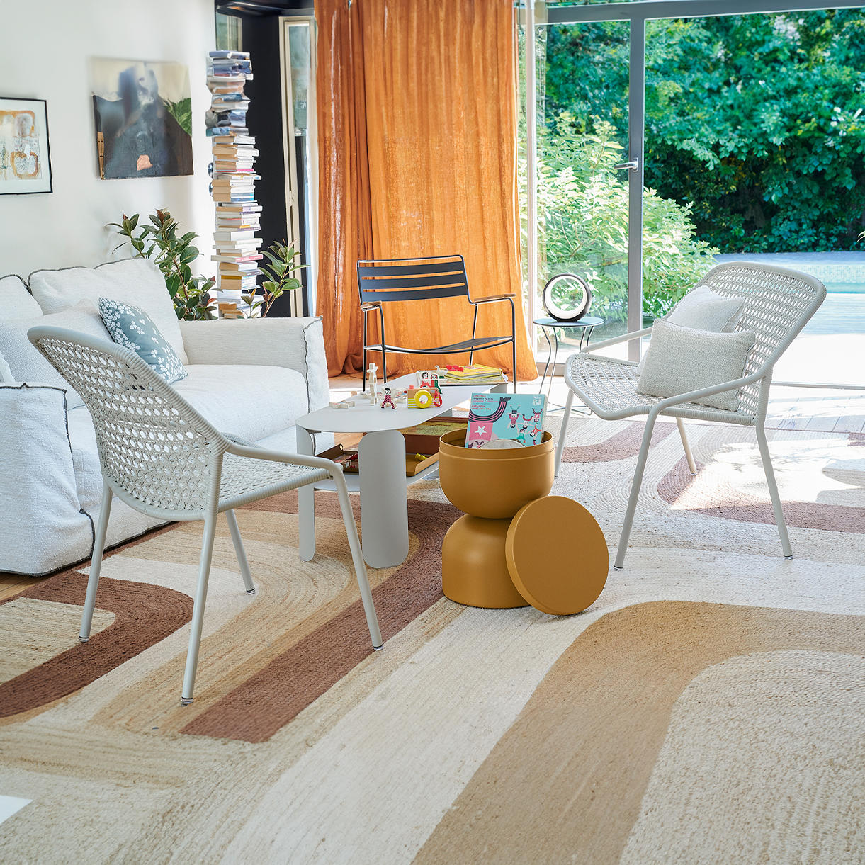 Sixties Stackable Chair - Image 2