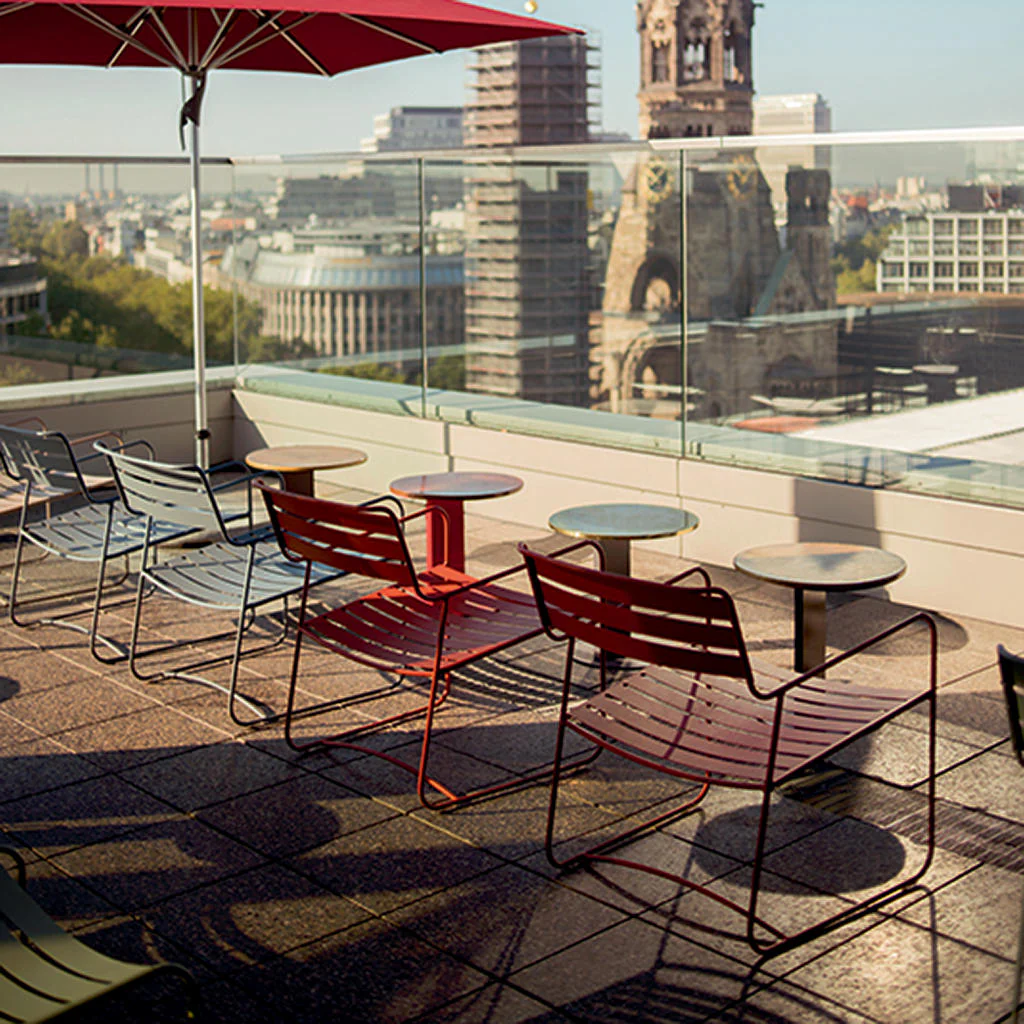 Surprising Lounger Chair - Image 4