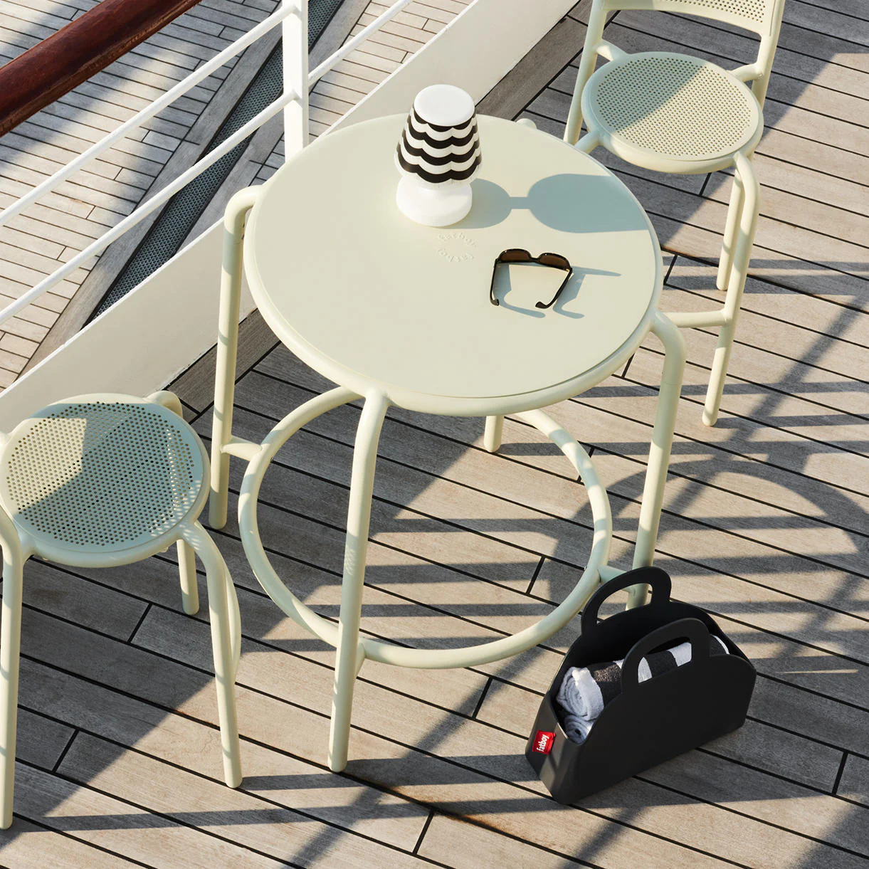 Toní Haute Bistreau Bar Table - Image 2