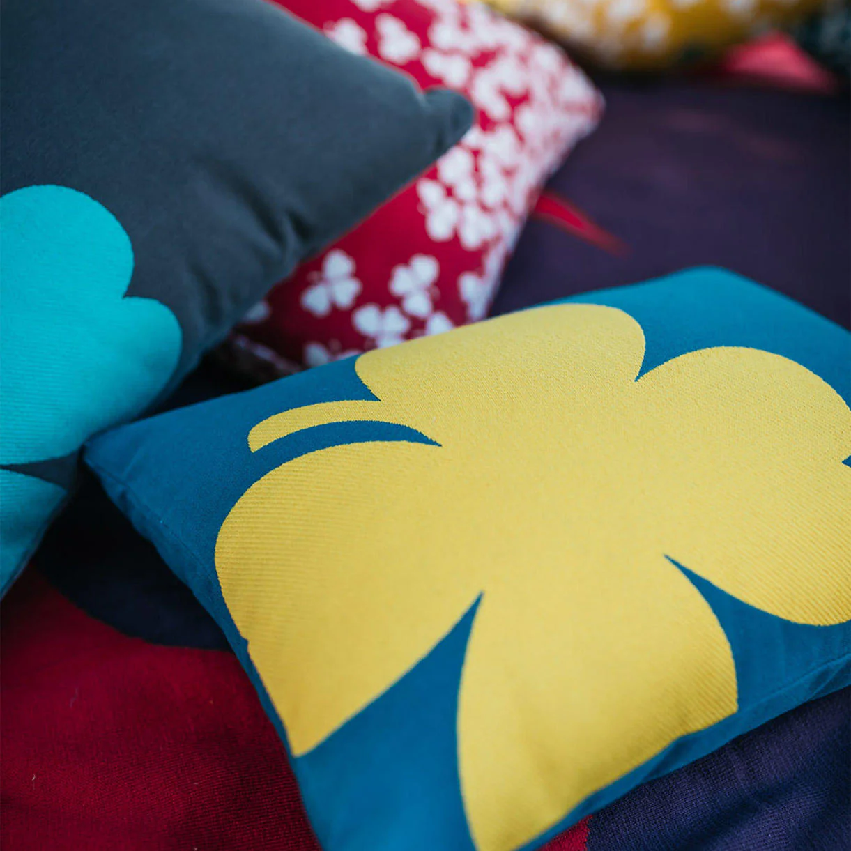 Trefle Cushion - Image 3