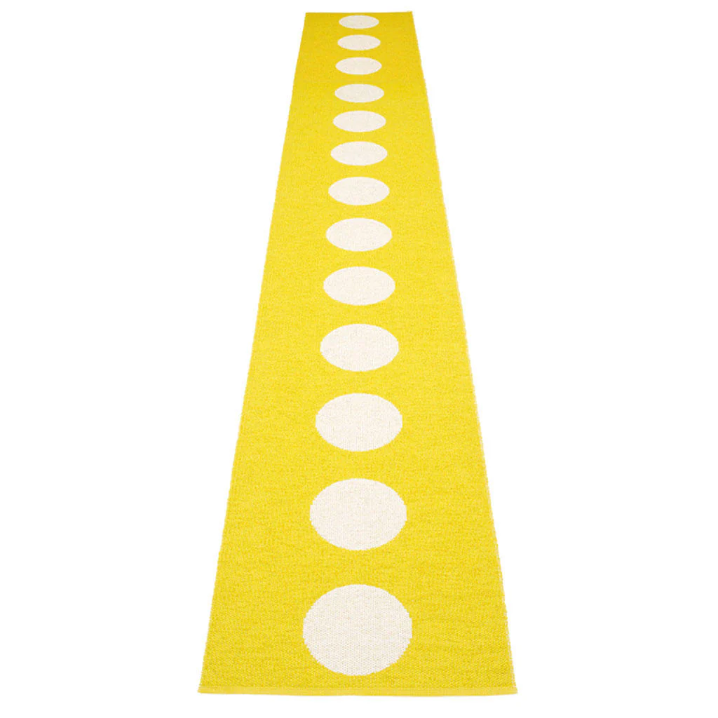 Vera Bright Large Outdoor Runners - Image 11