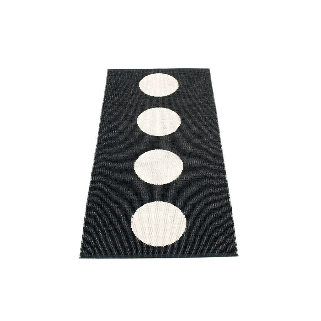 Vera Neutral Outdoor Runners - Image 17