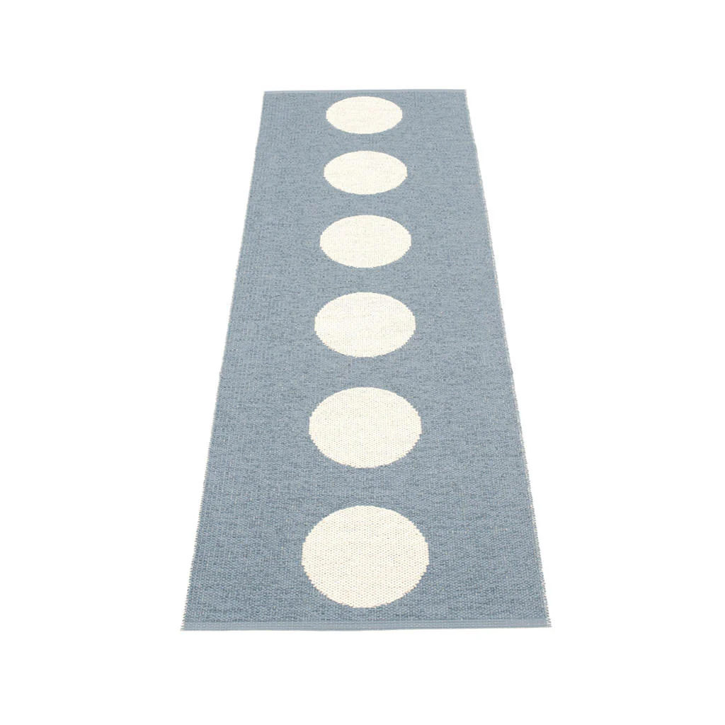 Vera Neutral Outdoor Runners - Image 24