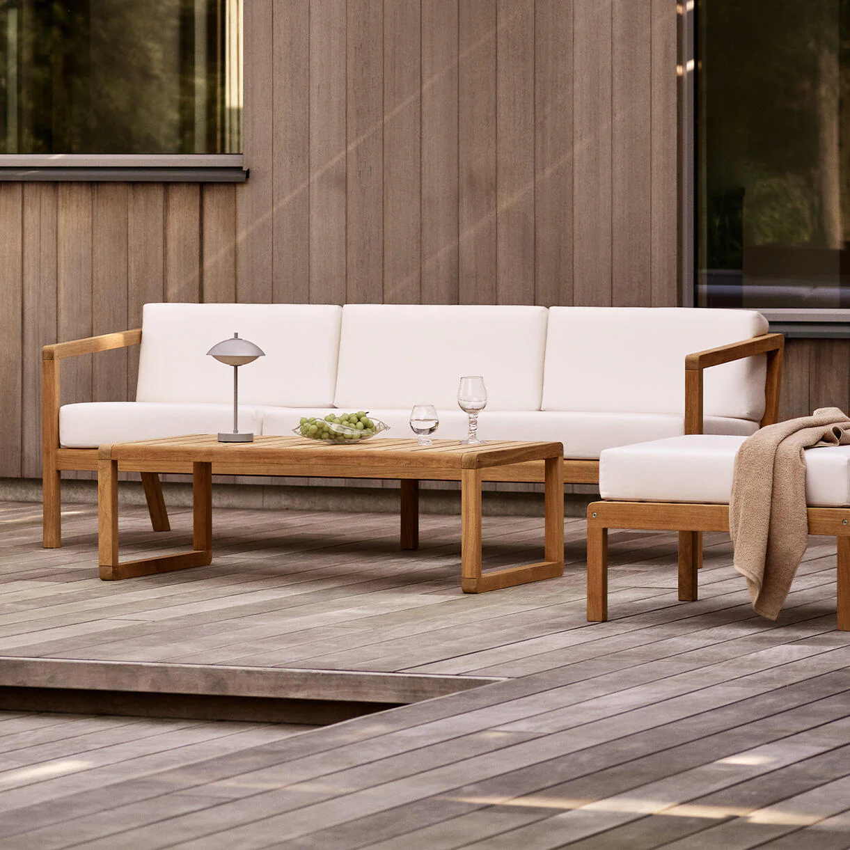 Virkelyst 3 Seat Sofa - Image 10