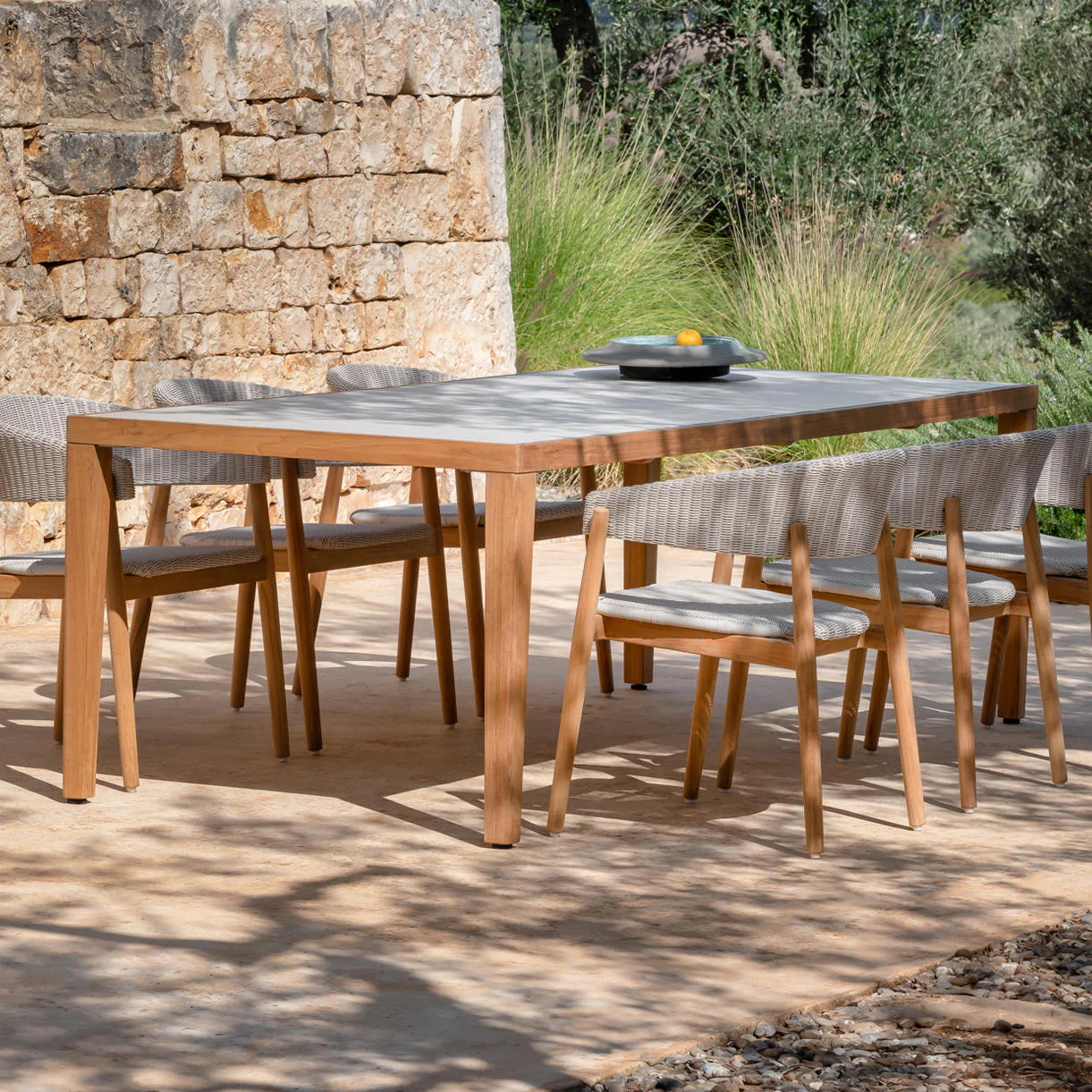 Volta Dining Table - Image 2